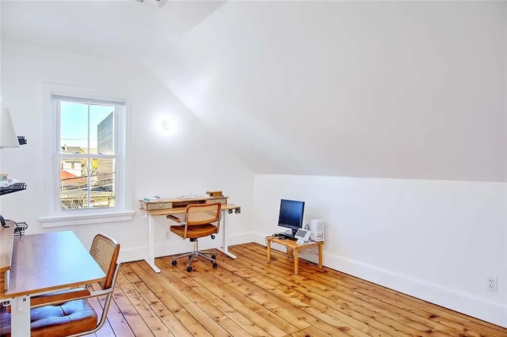 78 Stanwood Street Providence RI 02907
