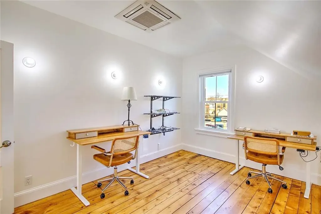 78 Stanwood Street Providence RI 02907