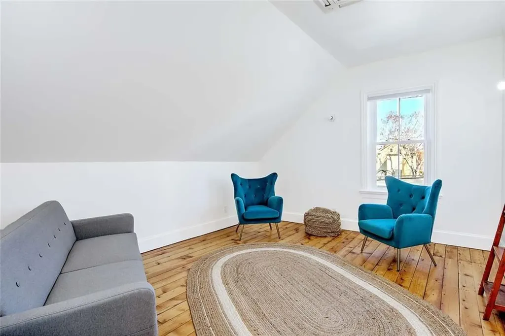 78 Stanwood Street Providence RI 02907