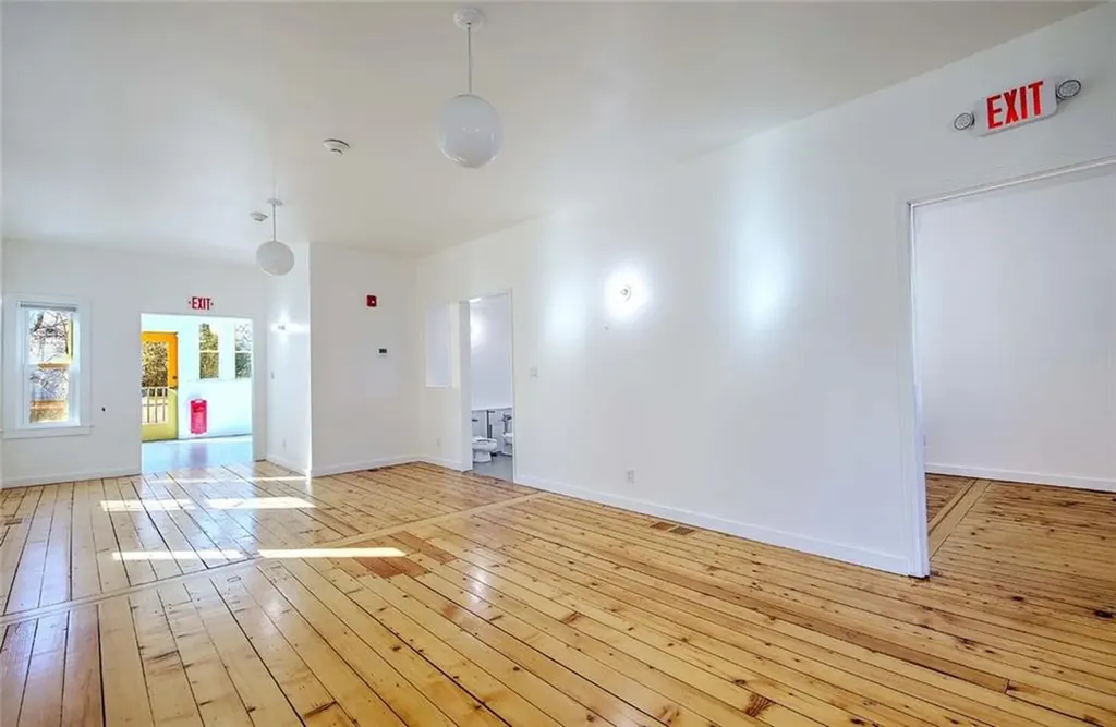 78 Stanwood Street Providence RI 02907