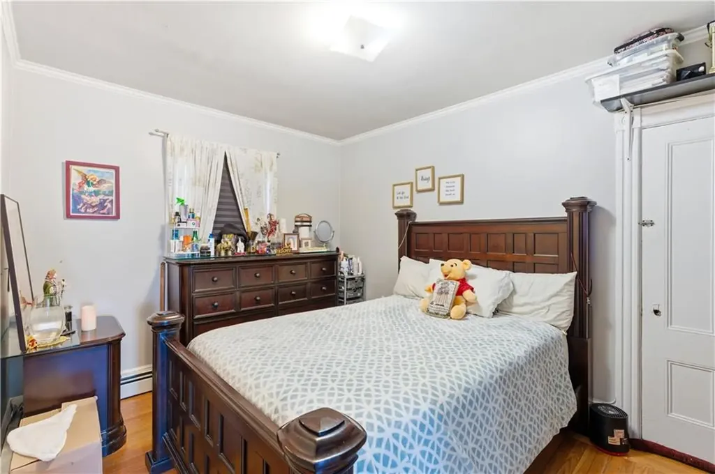 56 58 Oakland Avenue Cranston RI 02910