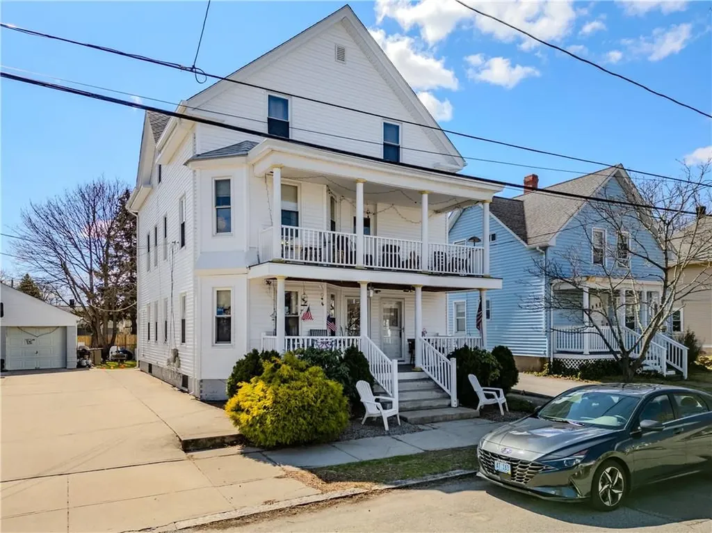 56 58 Oakland Avenue Cranston RI 02910