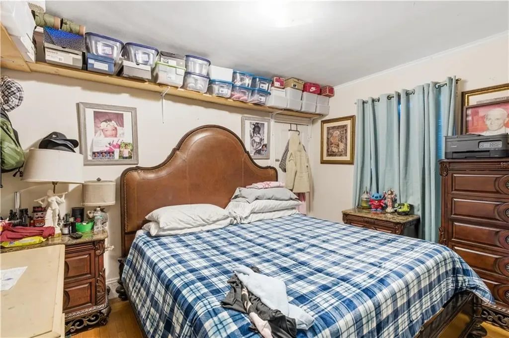 56 58 Oakland Avenue Cranston RI 02910