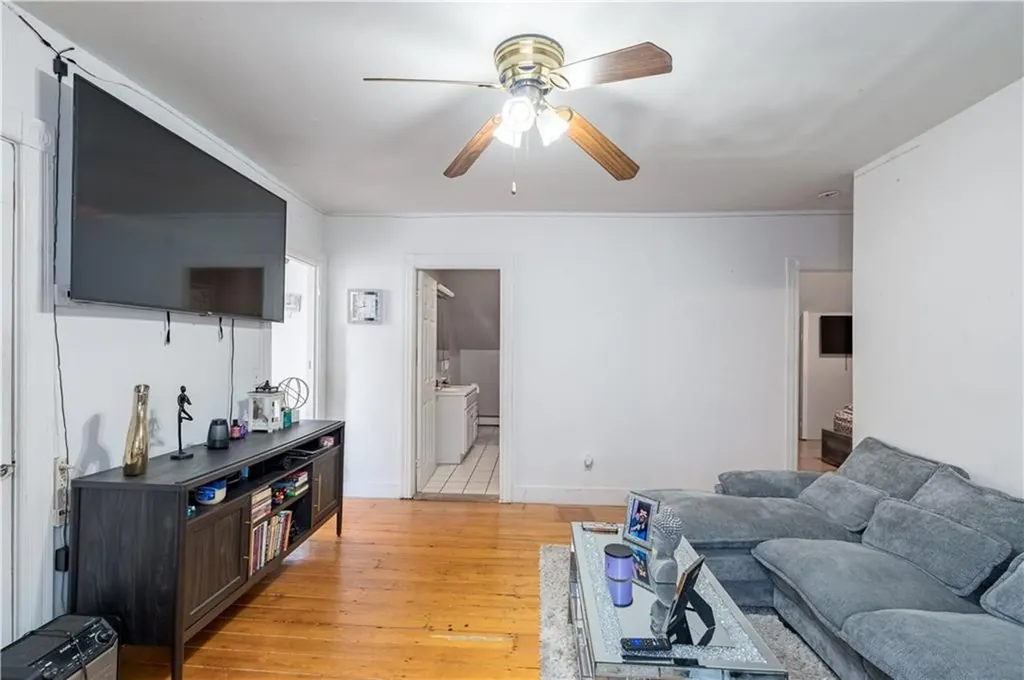 56 58 Oakland Avenue Cranston RI 02910