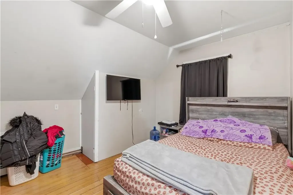 56 58 Oakland Avenue Cranston RI 02910