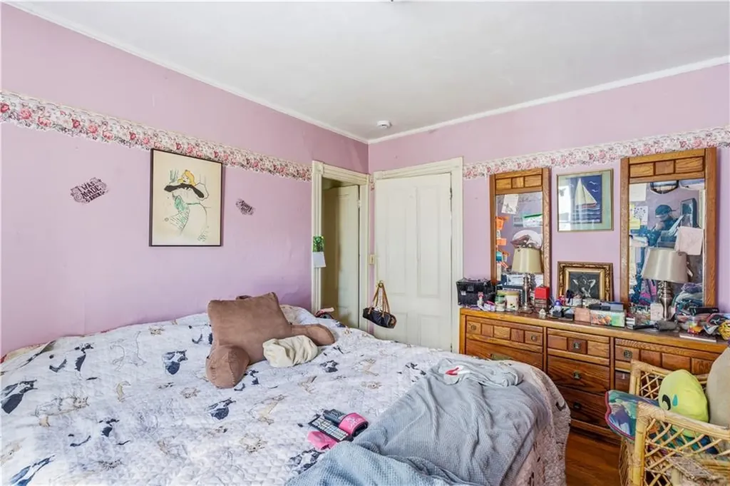 56 58 Oakland Avenue Cranston RI 02910