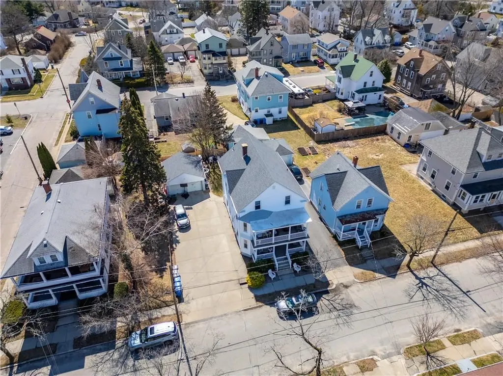 56 58 Oakland Avenue Cranston RI 02910