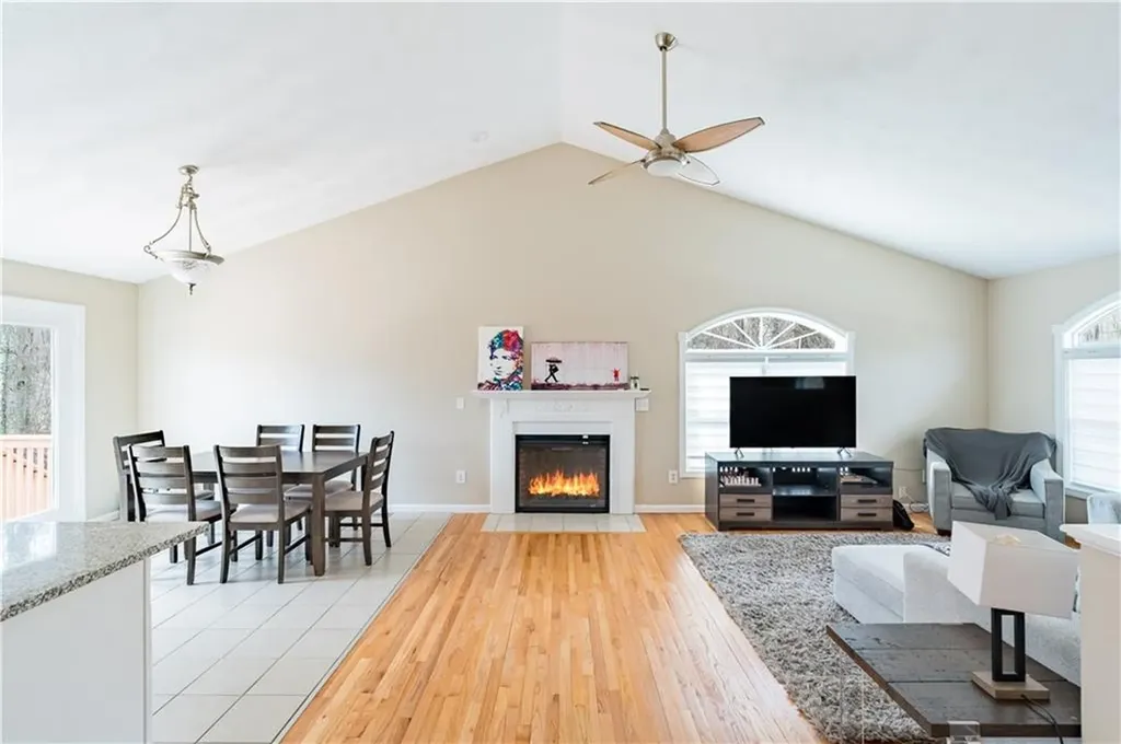 25 Belfield Drive Johnston RI 02919
