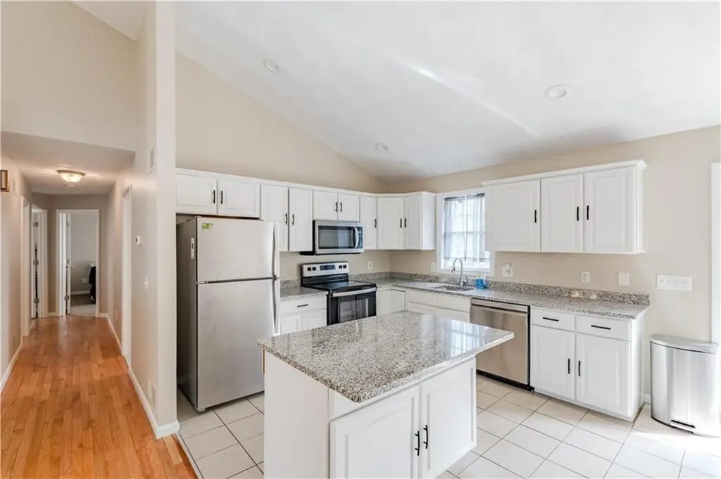 25 Belfield Drive Johnston RI 02919