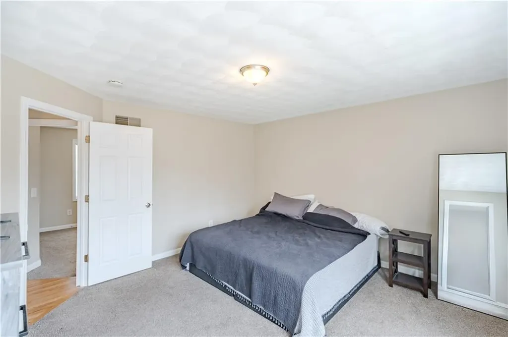 25 Belfield Drive Johnston RI 02919