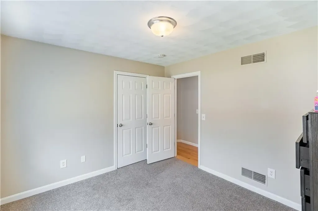25 Belfield Drive Johnston RI 02919