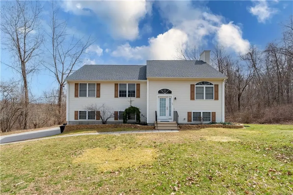 25 Belfield Drive Johnston RI 02919
