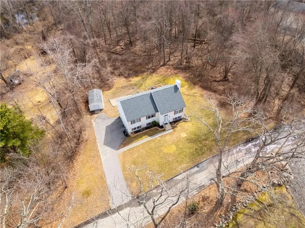 25 Belfield Drive Johnston RI 02919