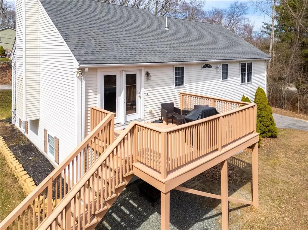 25 Belfield Drive Johnston RI 02919