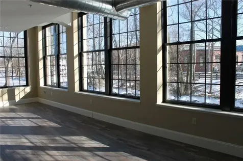 12 Eagle Street Providence RI 02908