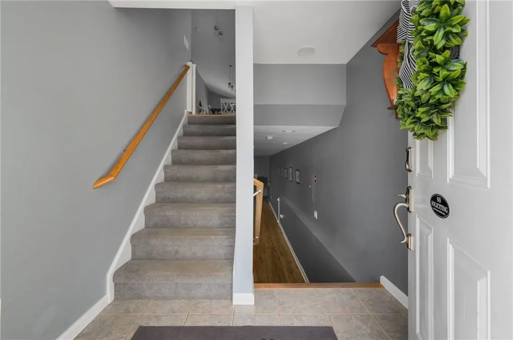 17 Plant Street Cumberland RI 02864