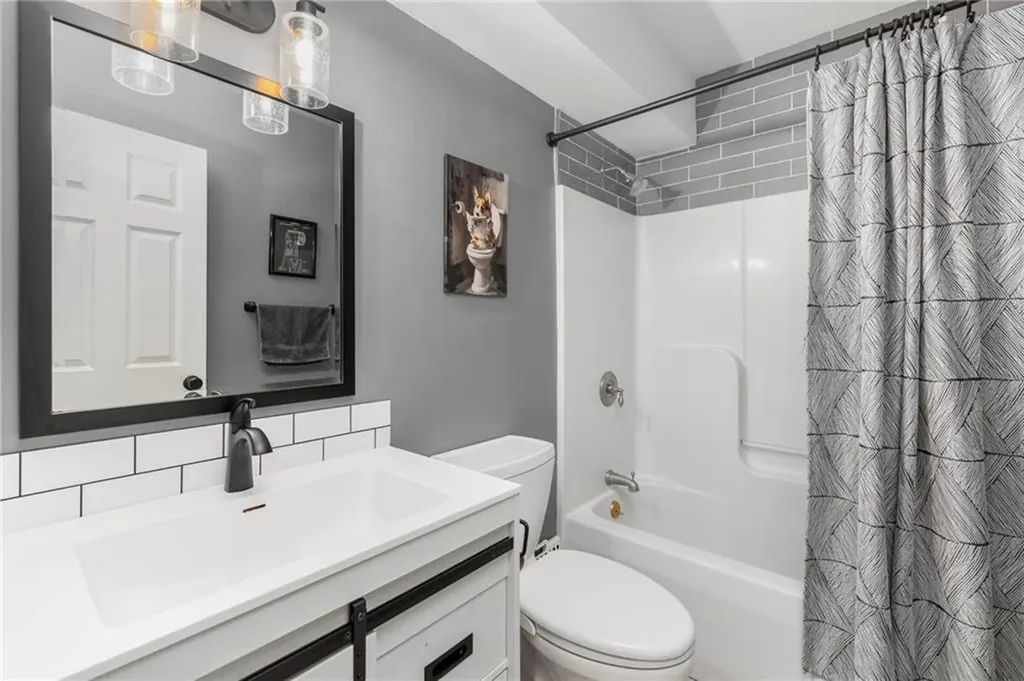 17 Plant Street Cumberland RI 02864