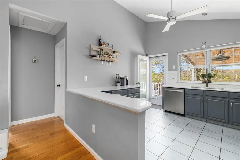 17 Plant Street Cumberland RI 02864