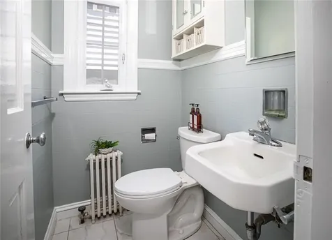 6 Miles Avenue Tiverton RI 02878