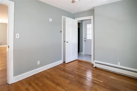 6 Miles Avenue Tiverton RI 02878