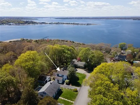 6 Miles Avenue Tiverton RI 02878