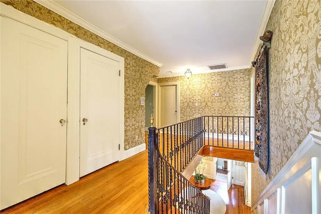 40 Dryden Avenue Pawtucket RI 02860