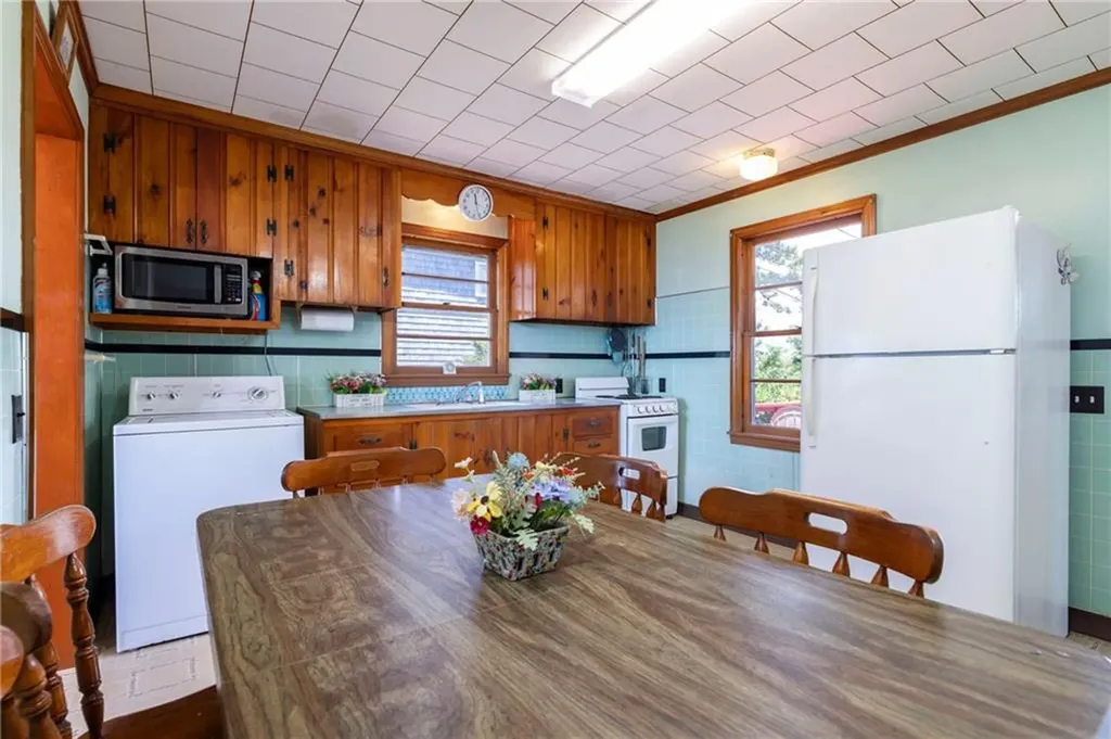497 Atlantic Avenue Westerly RI 02891