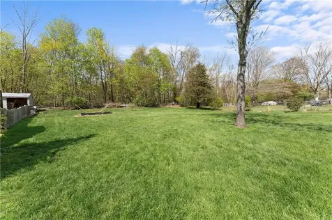 2 Burnside Avenue Seekonk MA 02771