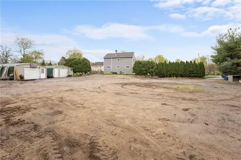 2 Burnside Avenue Seekonk MA 02771
