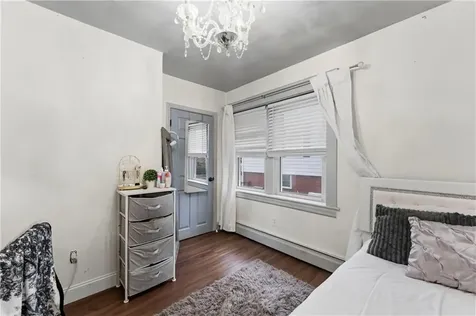 384 Juniper Street East Providence RI 02914