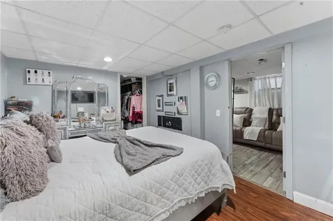 384 Juniper Street East Providence RI 02914