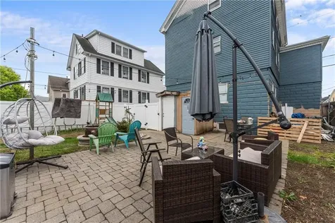 384 Juniper Street East Providence RI 02914
