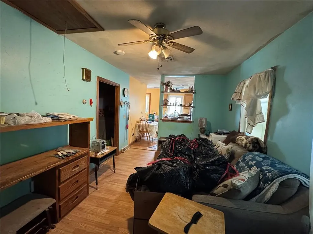 68 Uncas Street Warwick RI 02889