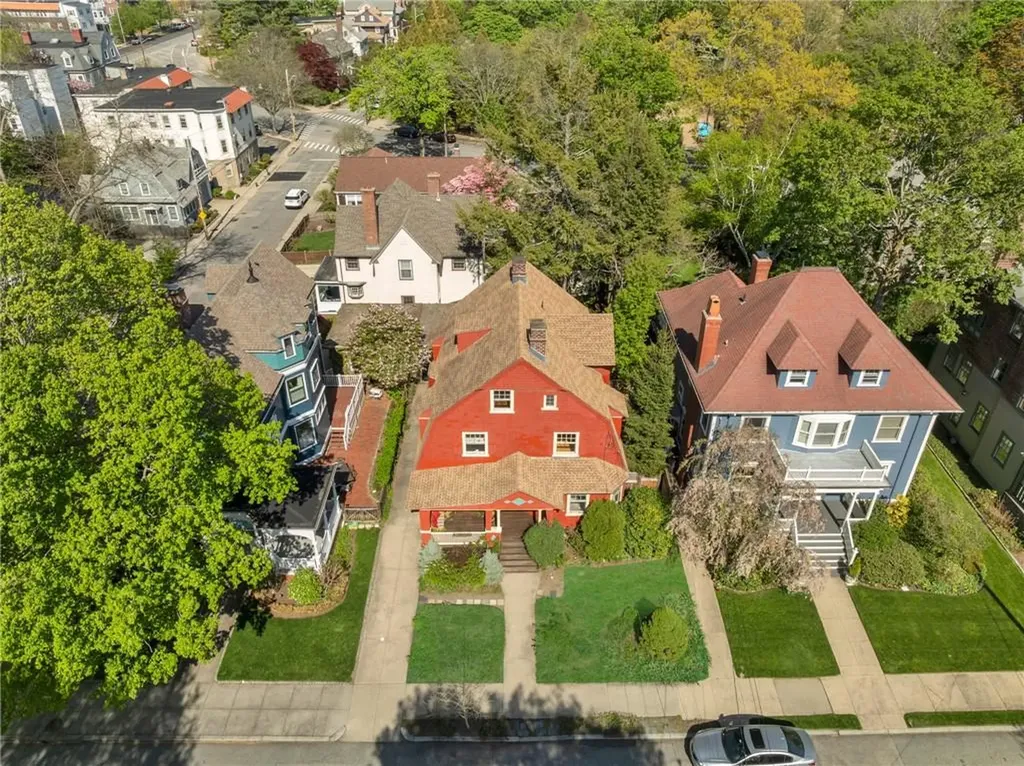 289 Wayland Avenue Providence RI 02906