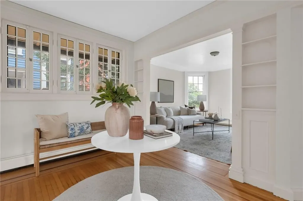 289 Wayland Avenue Providence RI 02906