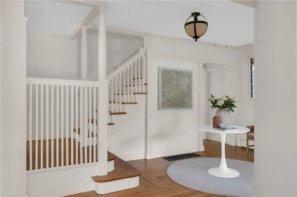289 Wayland Avenue Providence RI 02906