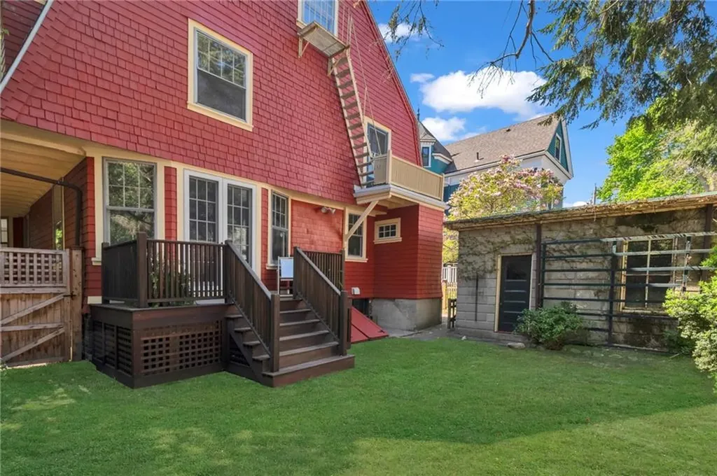 289 Wayland Avenue Providence RI 02906