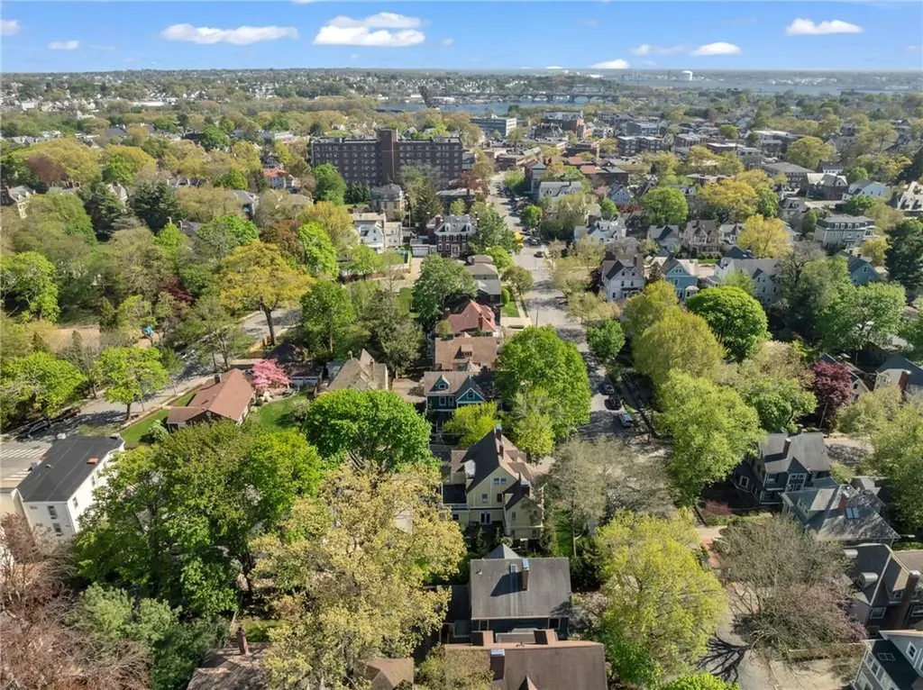 289 Wayland Avenue Providence RI 02906