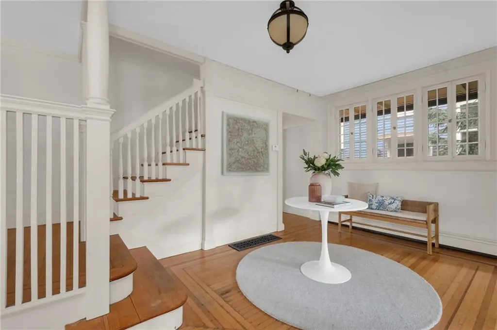 289 Wayland Avenue Providence RI 02906