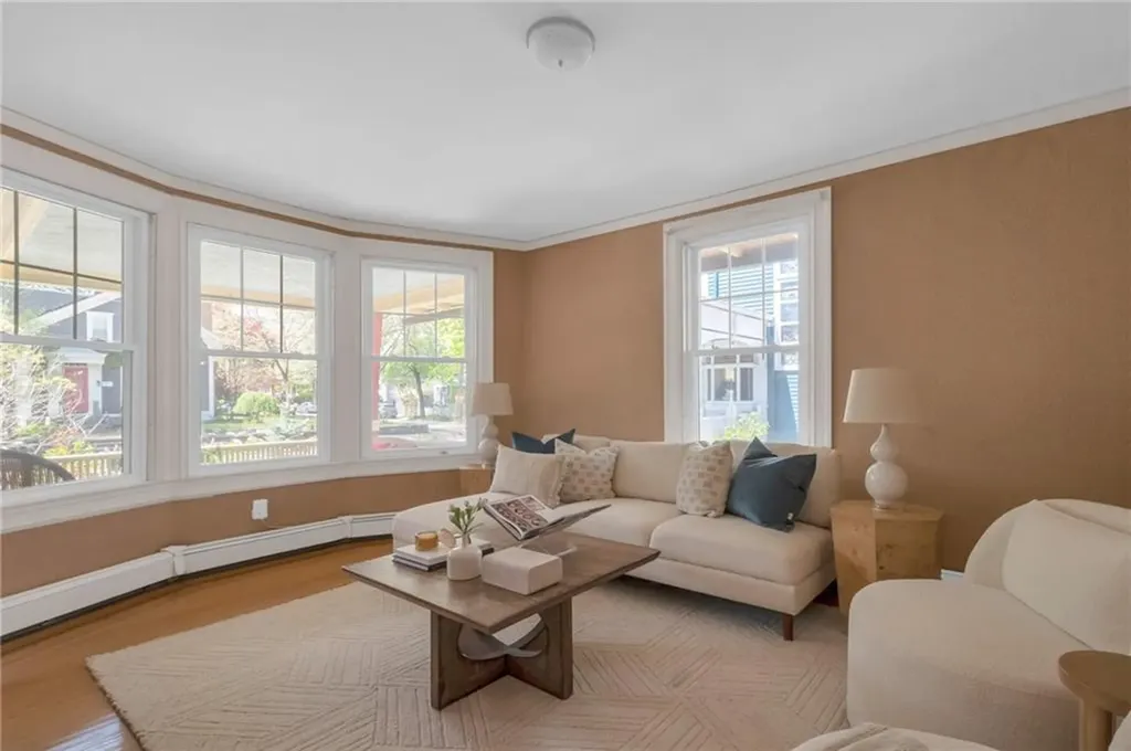289 Wayland Avenue Providence RI 02906