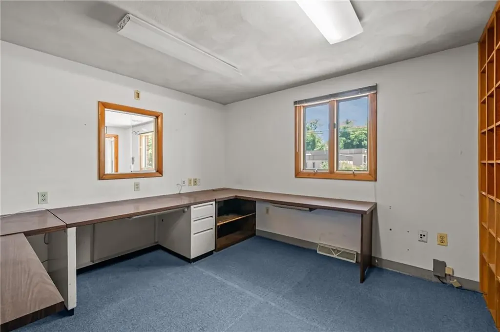 444 West Shore Road Warwick RI 02889