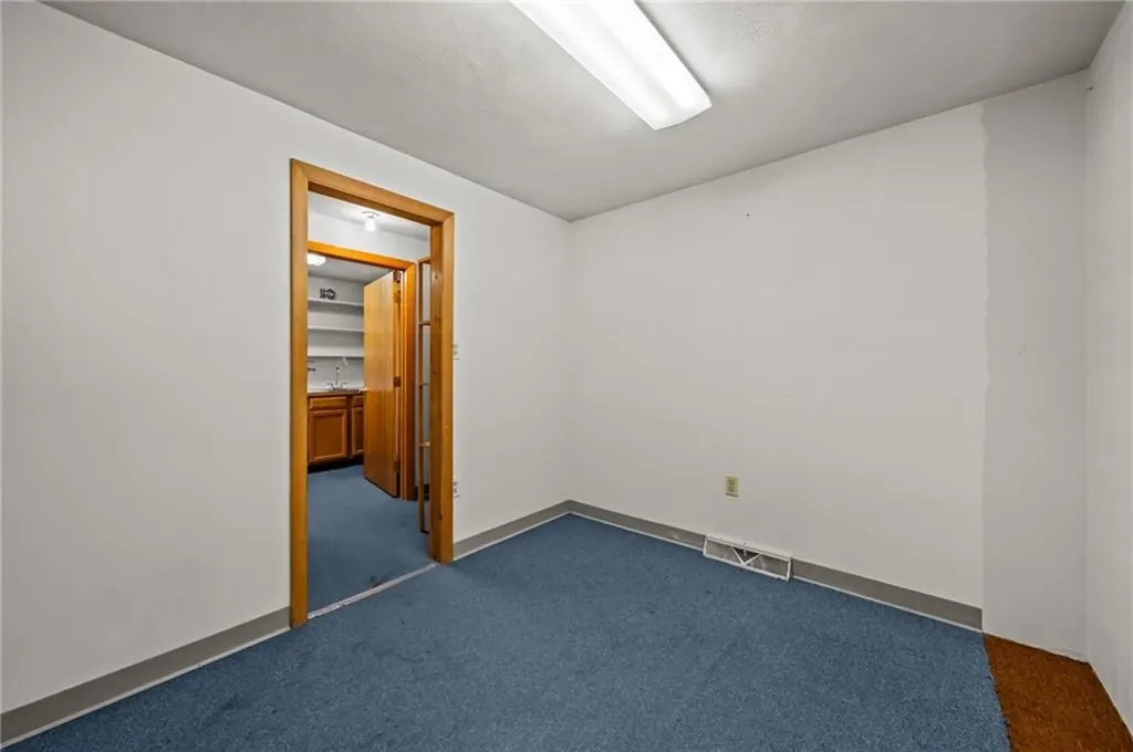 444 West Shore Road Warwick RI 02889