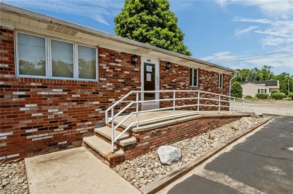 444 West Shore Road Warwick RI 02889