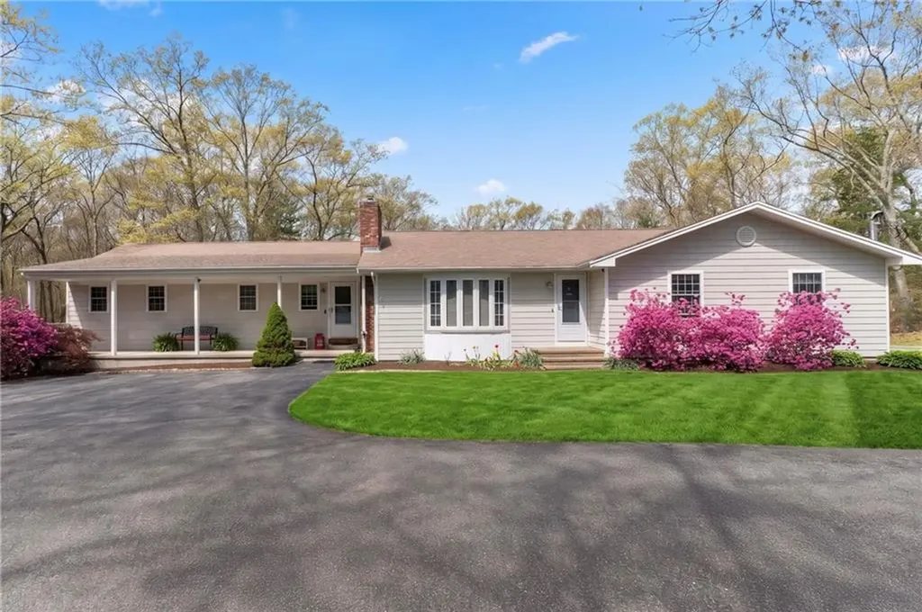 34 Smith Street Rehoboth MA 02769