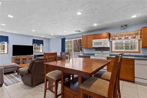 34 Smith Street Rehoboth MA 02769