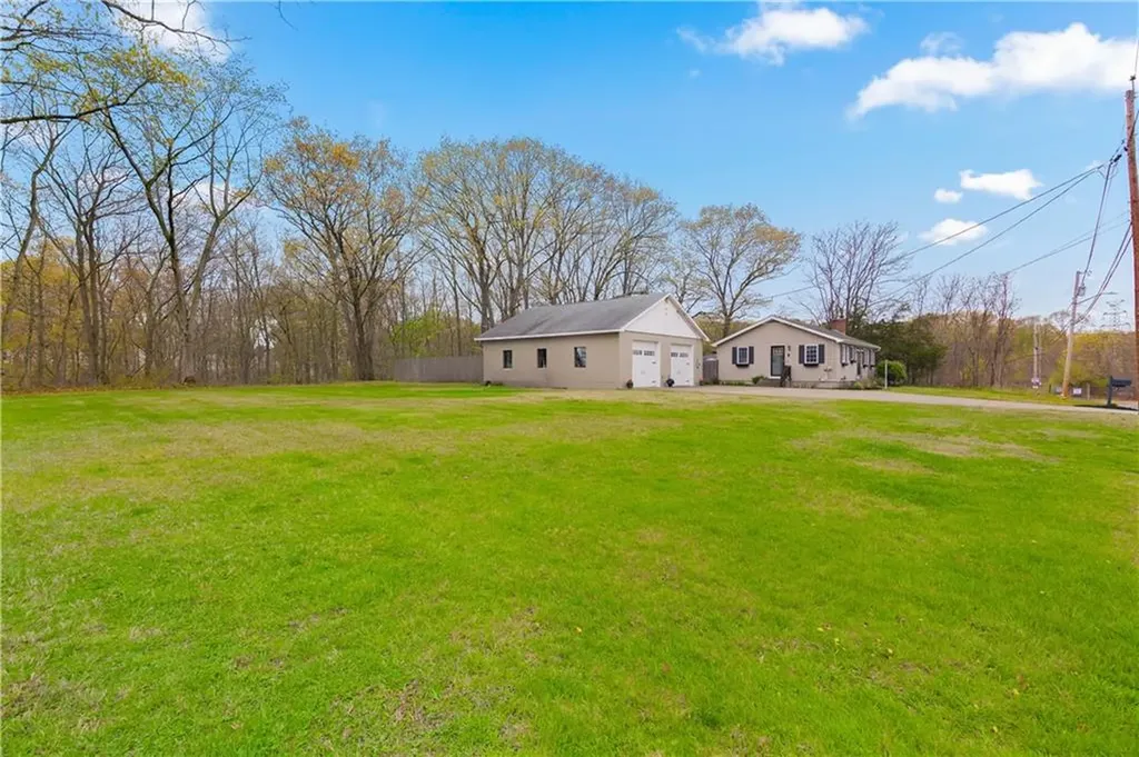 11 Crowell Street Cumberland RI 02864