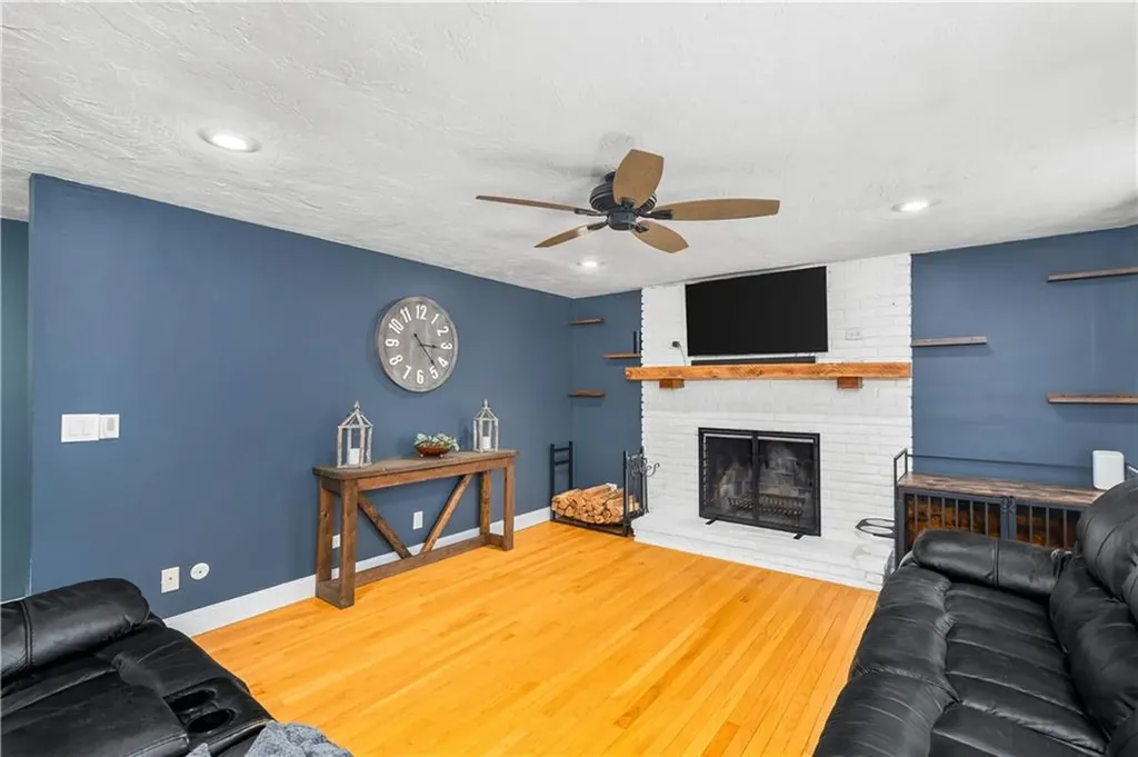 11 Crowell Street Cumberland RI 02864