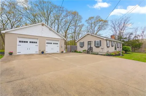 11 Crowell Street Cumberland RI 02864