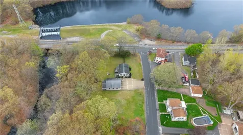 11 Crowell Street Cumberland RI 02864