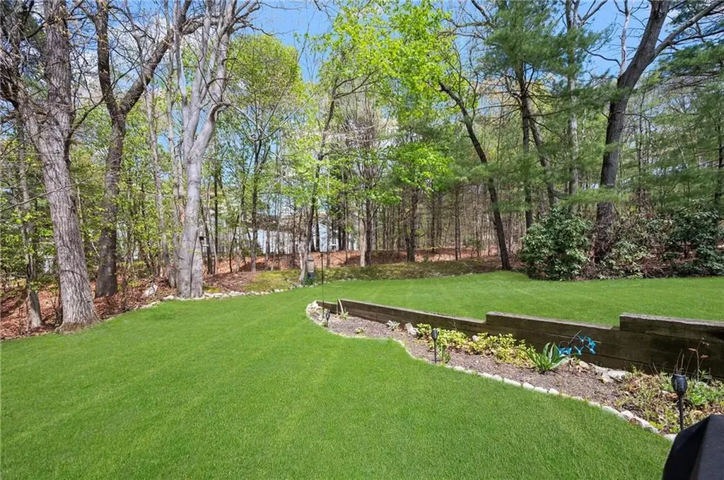 10 Pheasant Run Smithfield RI 02917